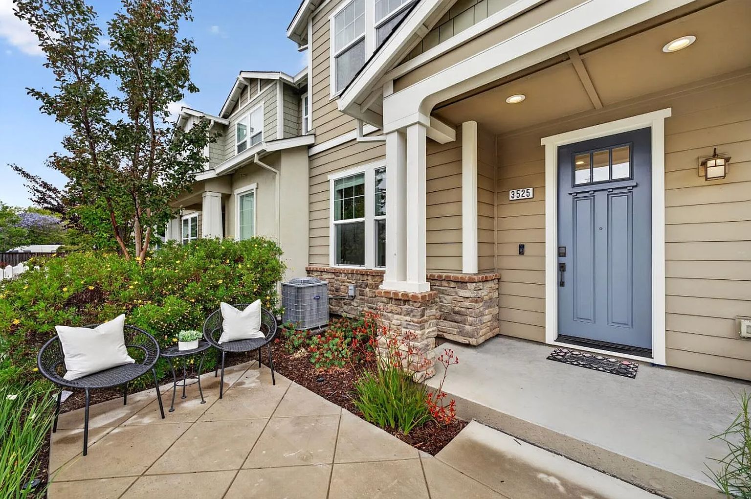 3525 Teeling Ct photo 2