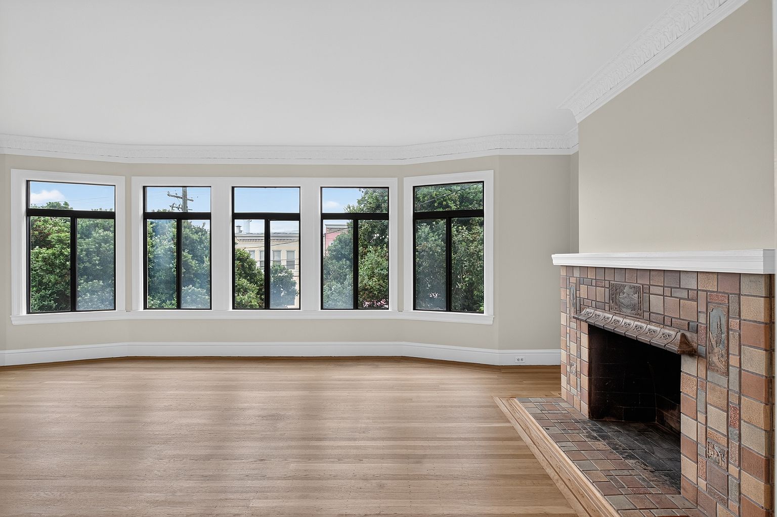 2BR/1BA Apartment on 18th Ave · San Francisco
