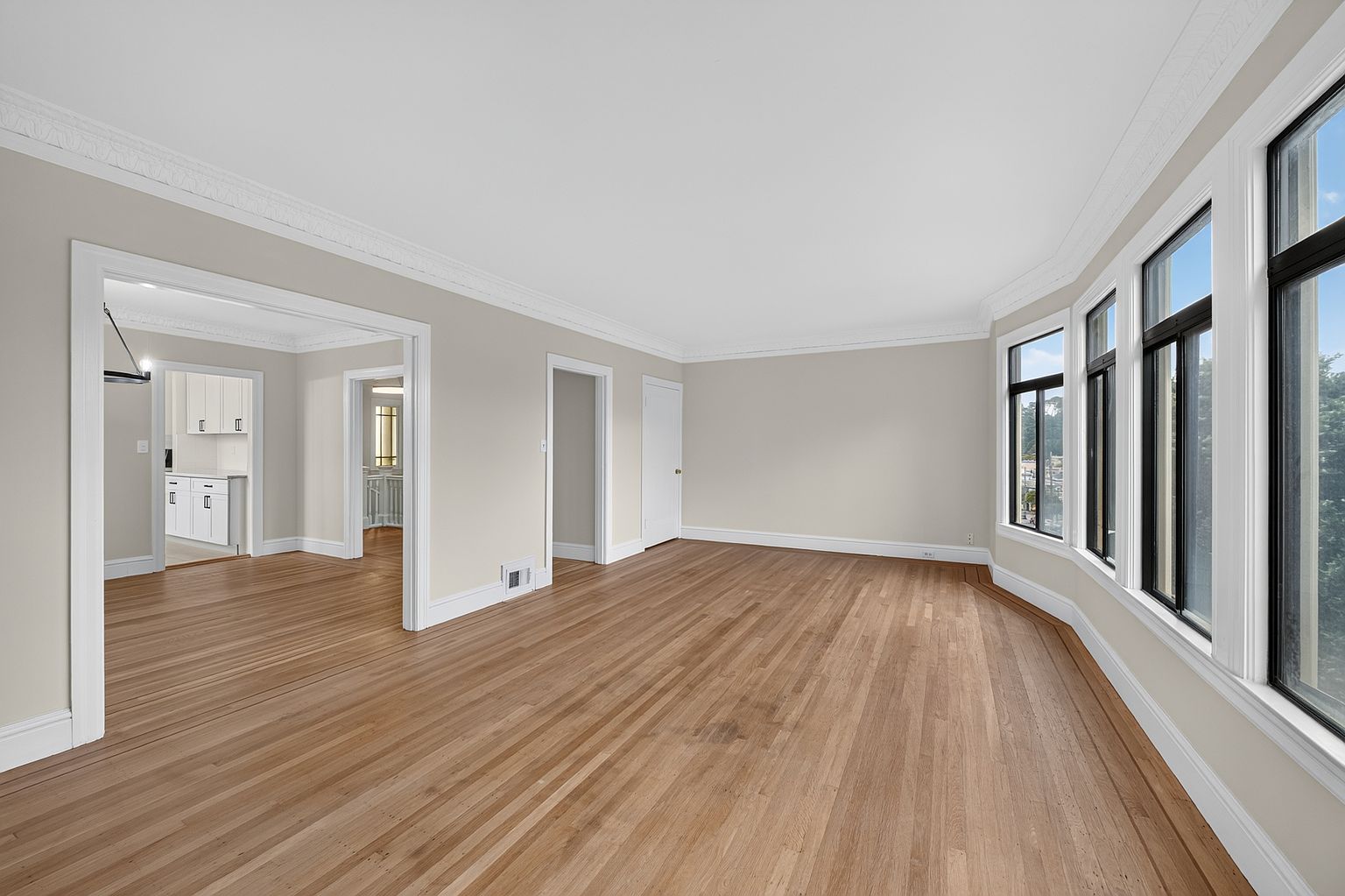 2BR/1BA Apartment on 18th Ave · San Francisco photo 5