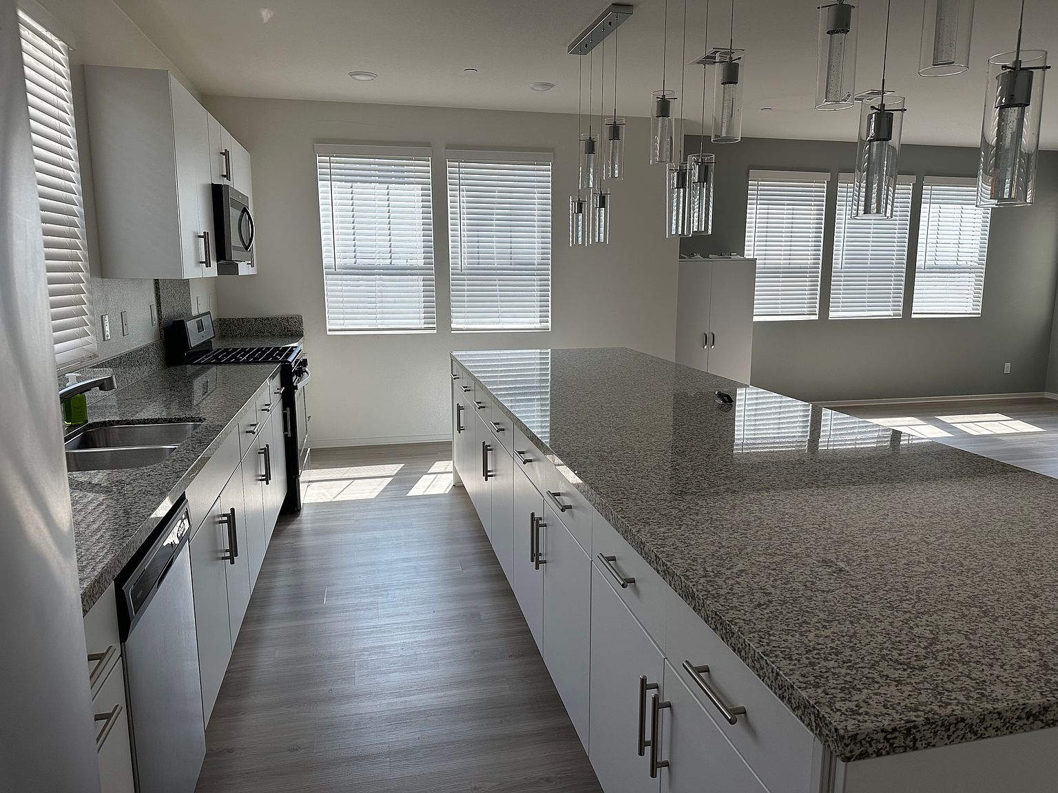 5340 Calle Rockfish photo 4