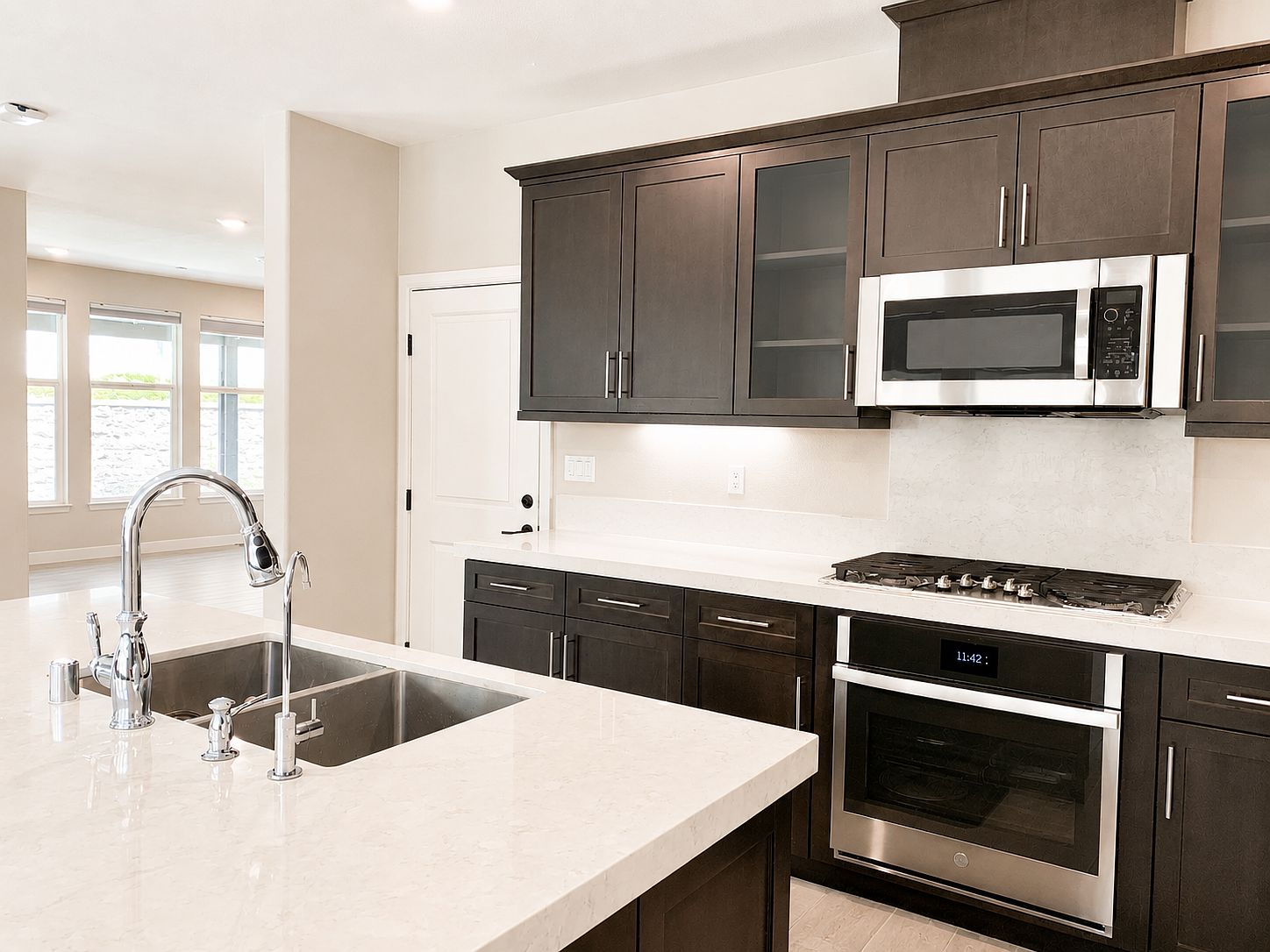 10854 Olivia Way photo 5