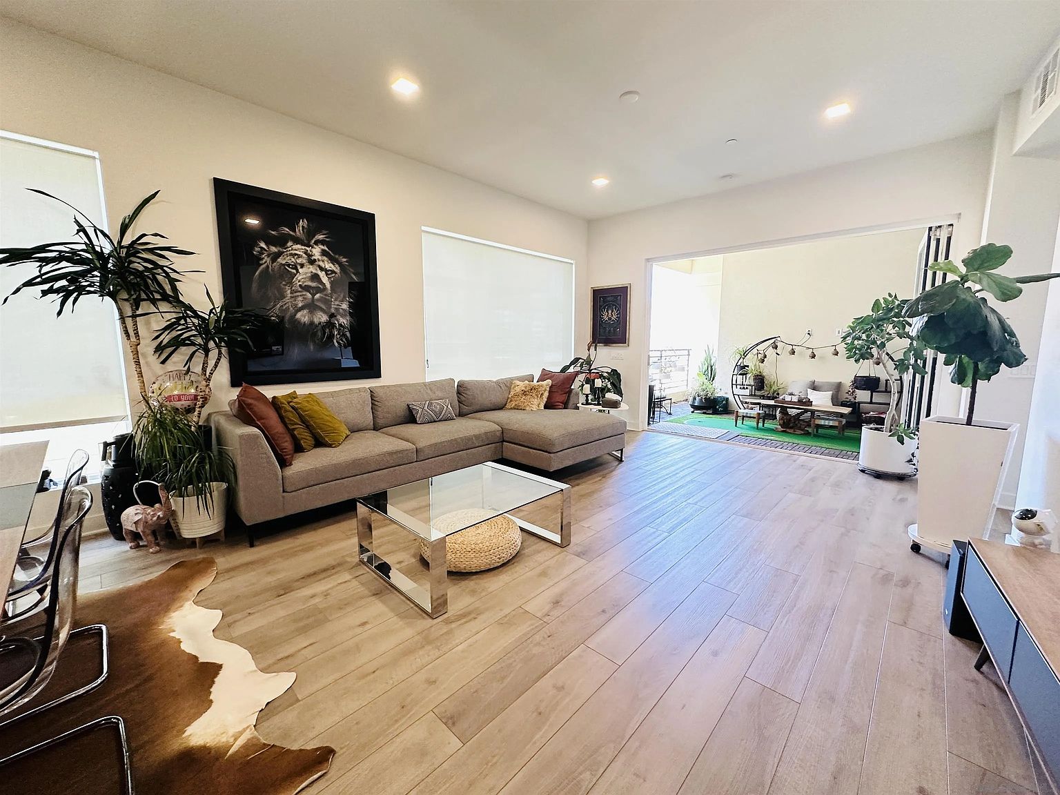 2420 Community Ln photo 2
