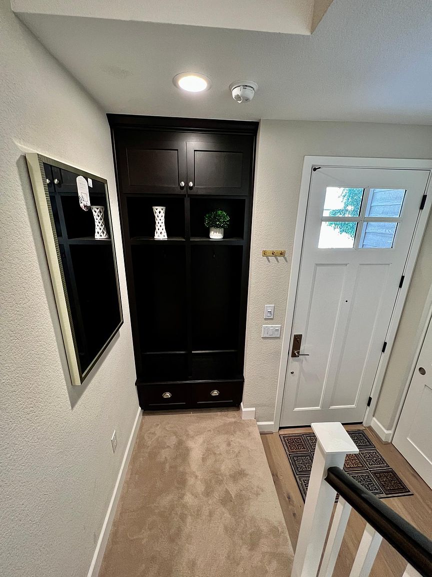319 Basswood Cmn photo 3