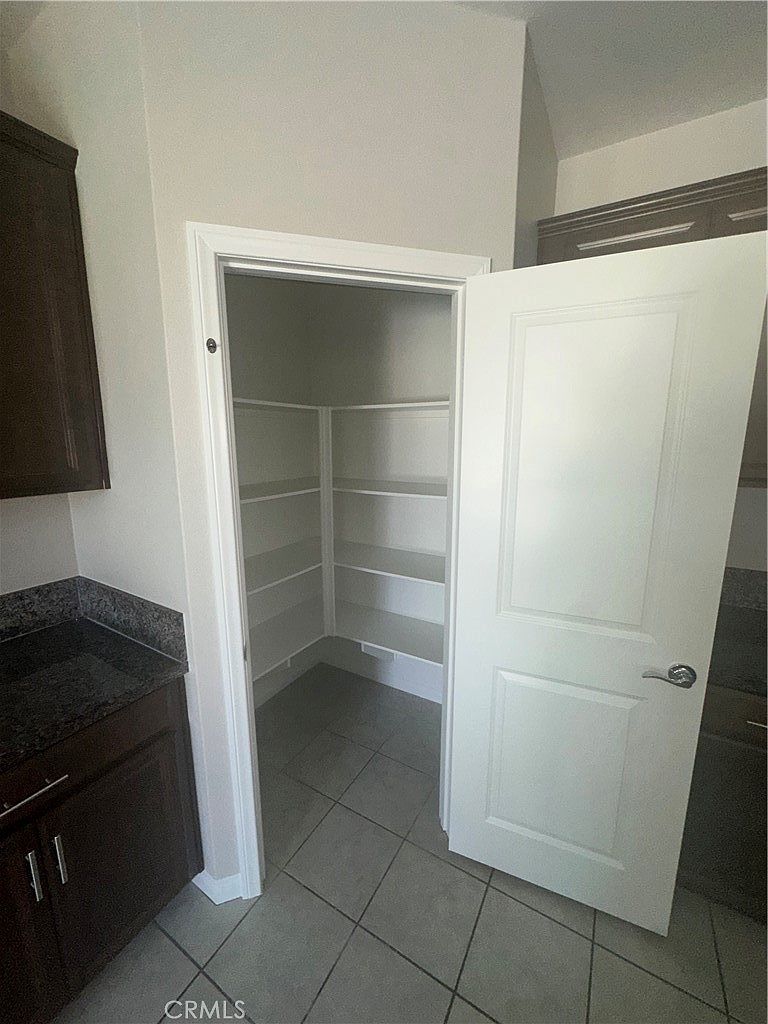 30596 Astoria Ln photo 4
