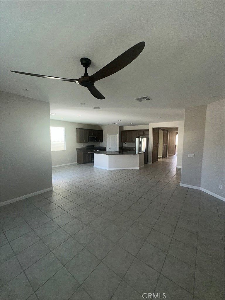 30596 Astoria Ln photo 5