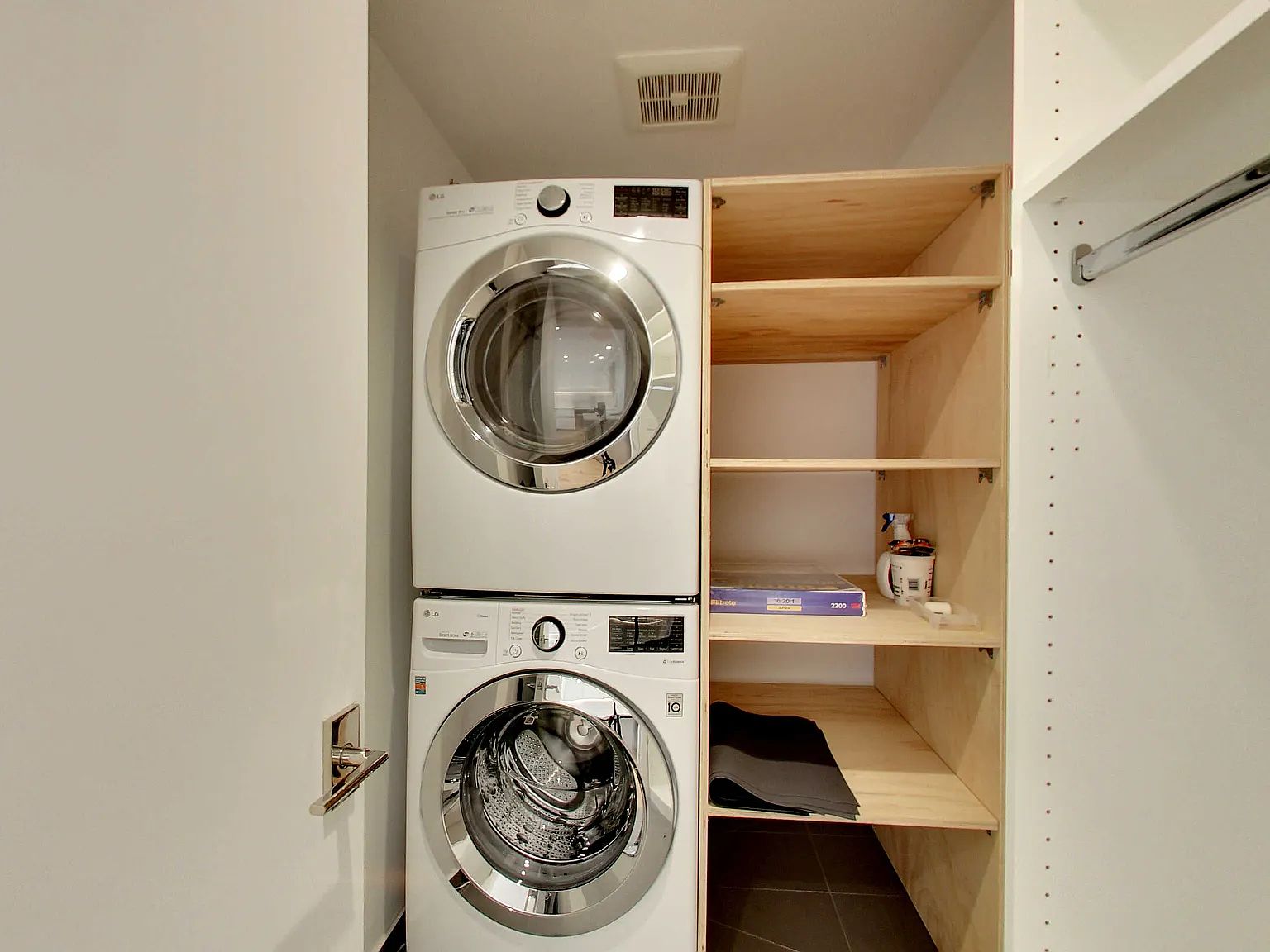 2BR/2BA Apartment on De Haro St · San Francisco photo 4