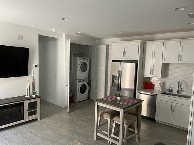 2617 S Barks Canyon Trl photo 5