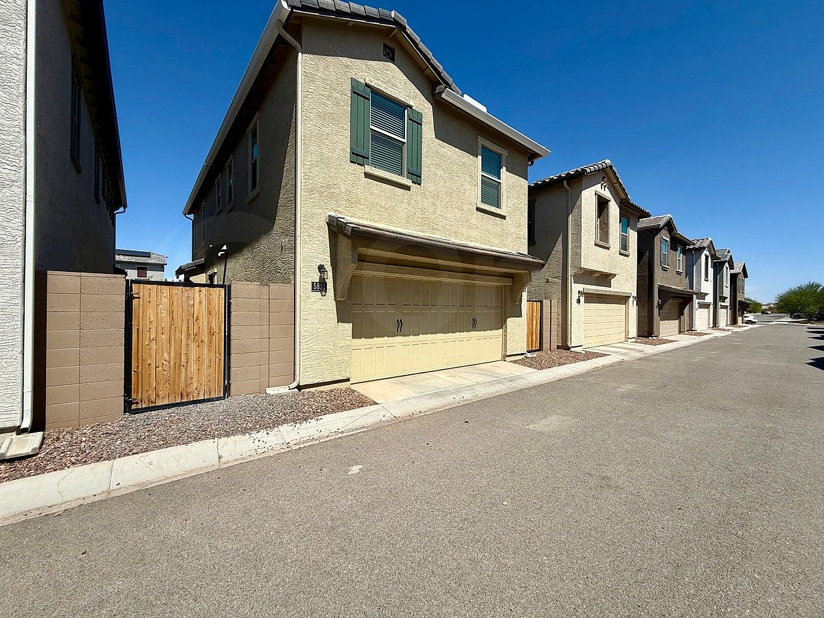 5831 W Encinas Ln Phoenix, AZ 85043 photo 3