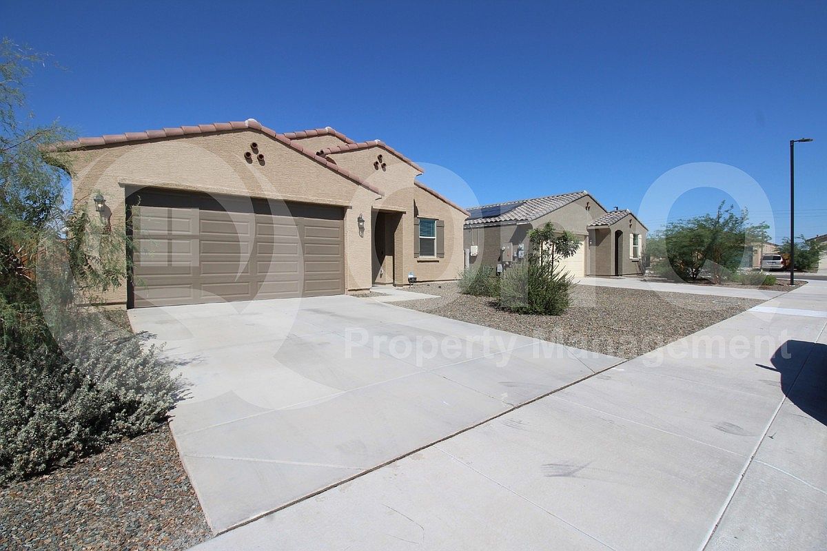 12330 W Northview Ave photo 2