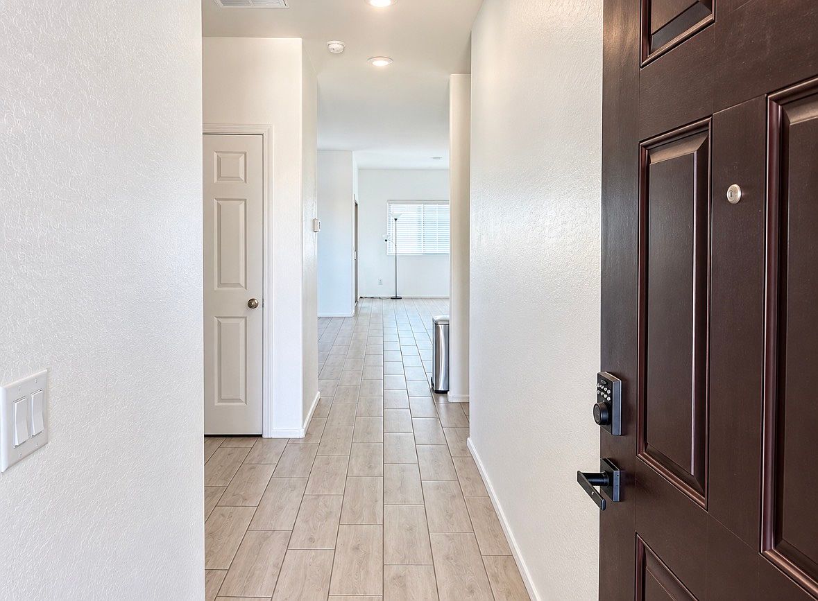 12778 W Glenn Dr photo 3