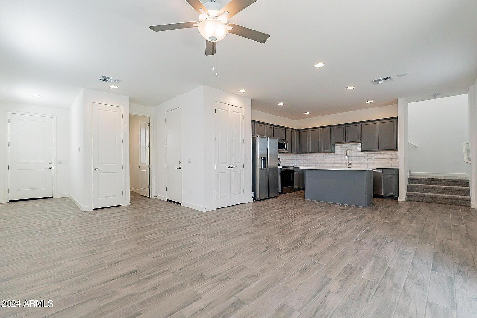5516 S Dillon Cir Mesa, AZ 85212 photo 4