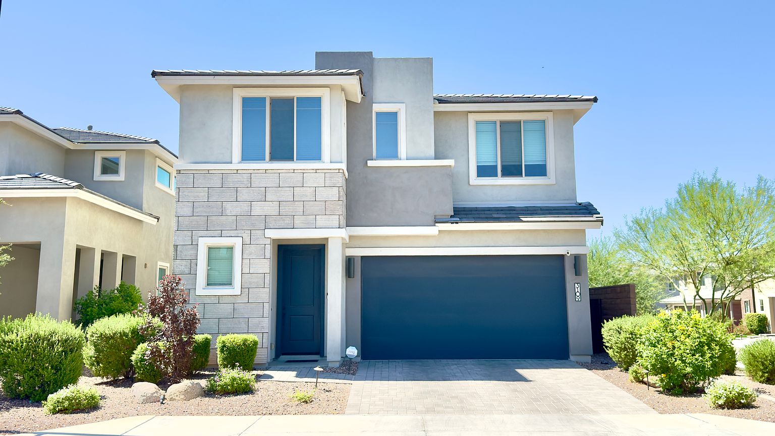 3109 E Louise Dr Phoenix, AZ 85050 photo 2