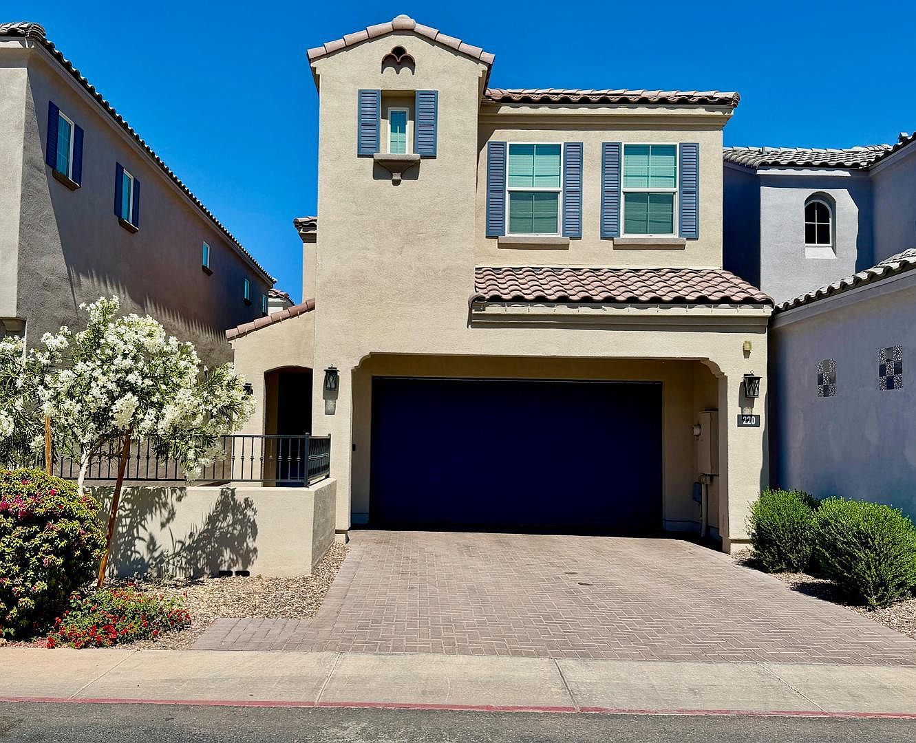 220 E Markwood Dr Chandler, AZ 85248 photo 2