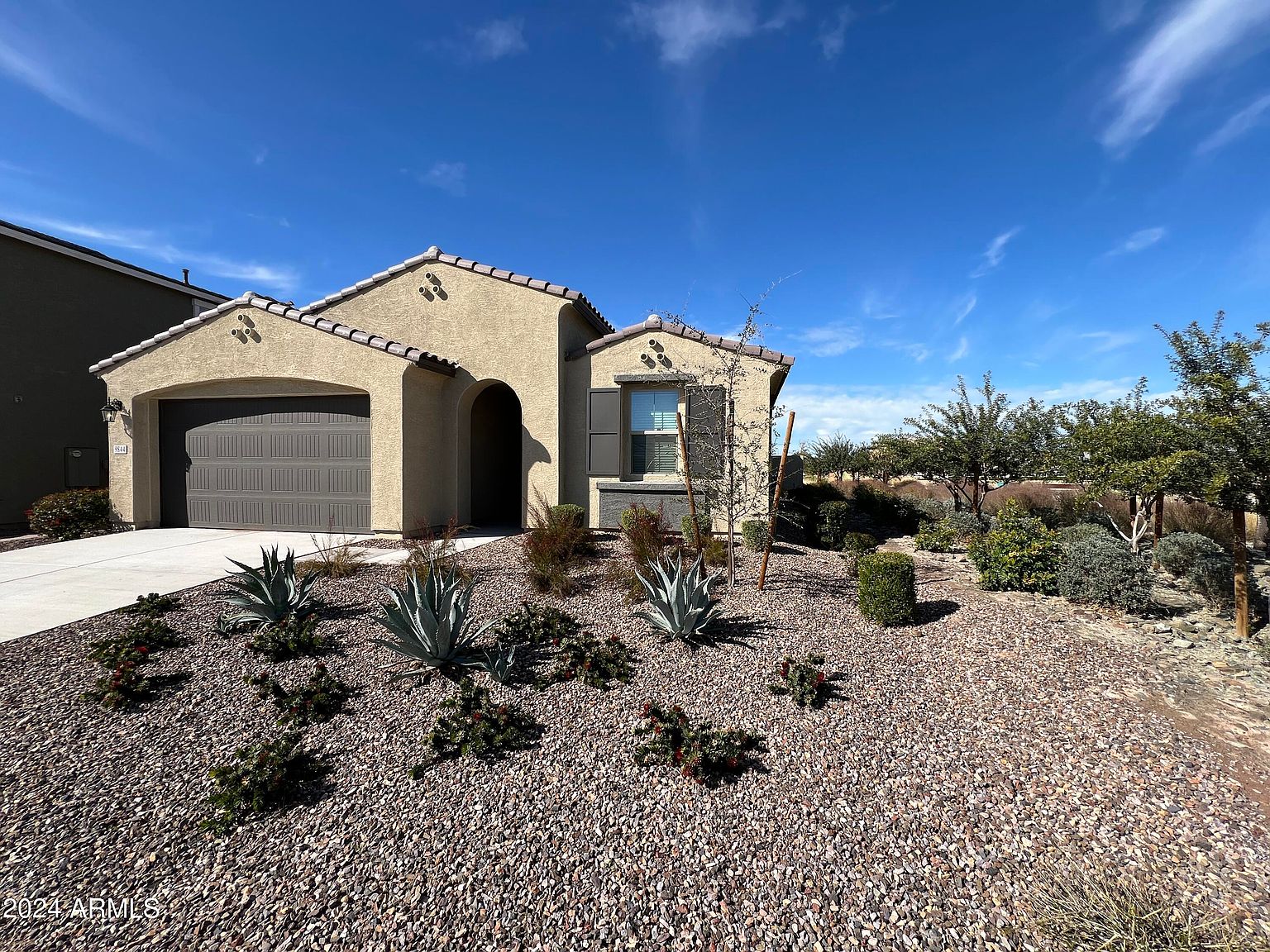 9844 E Satellite Dr Mesa, AZ 85212 photo 2