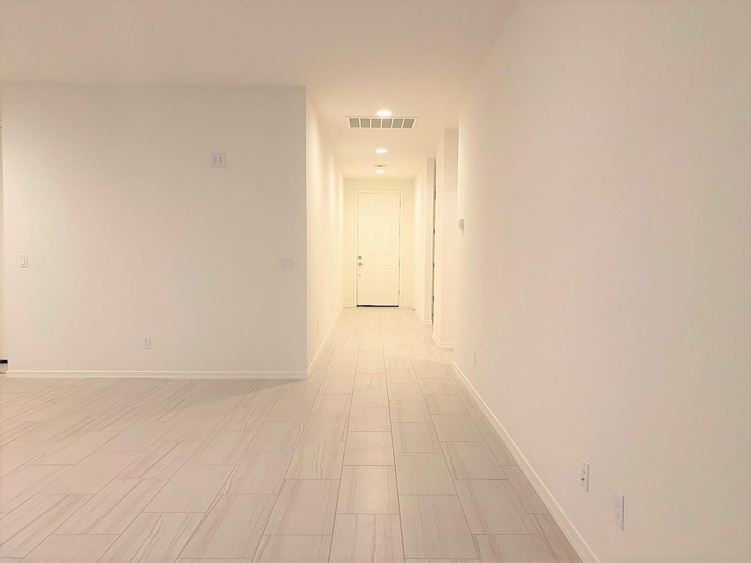 4747 S Carver photo 5