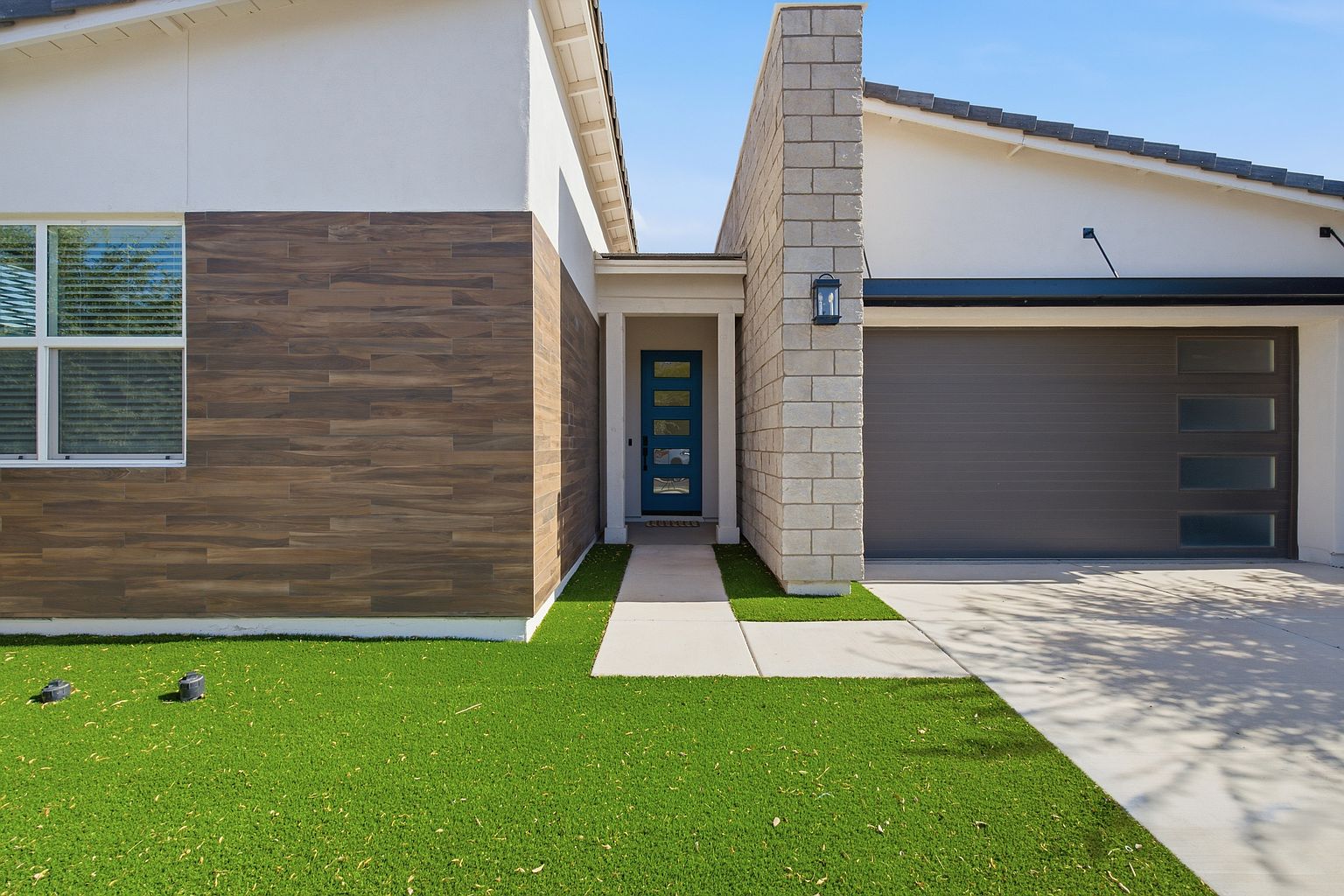 10051 E Talon Ave Mesa, AZ 85212 photo 2
