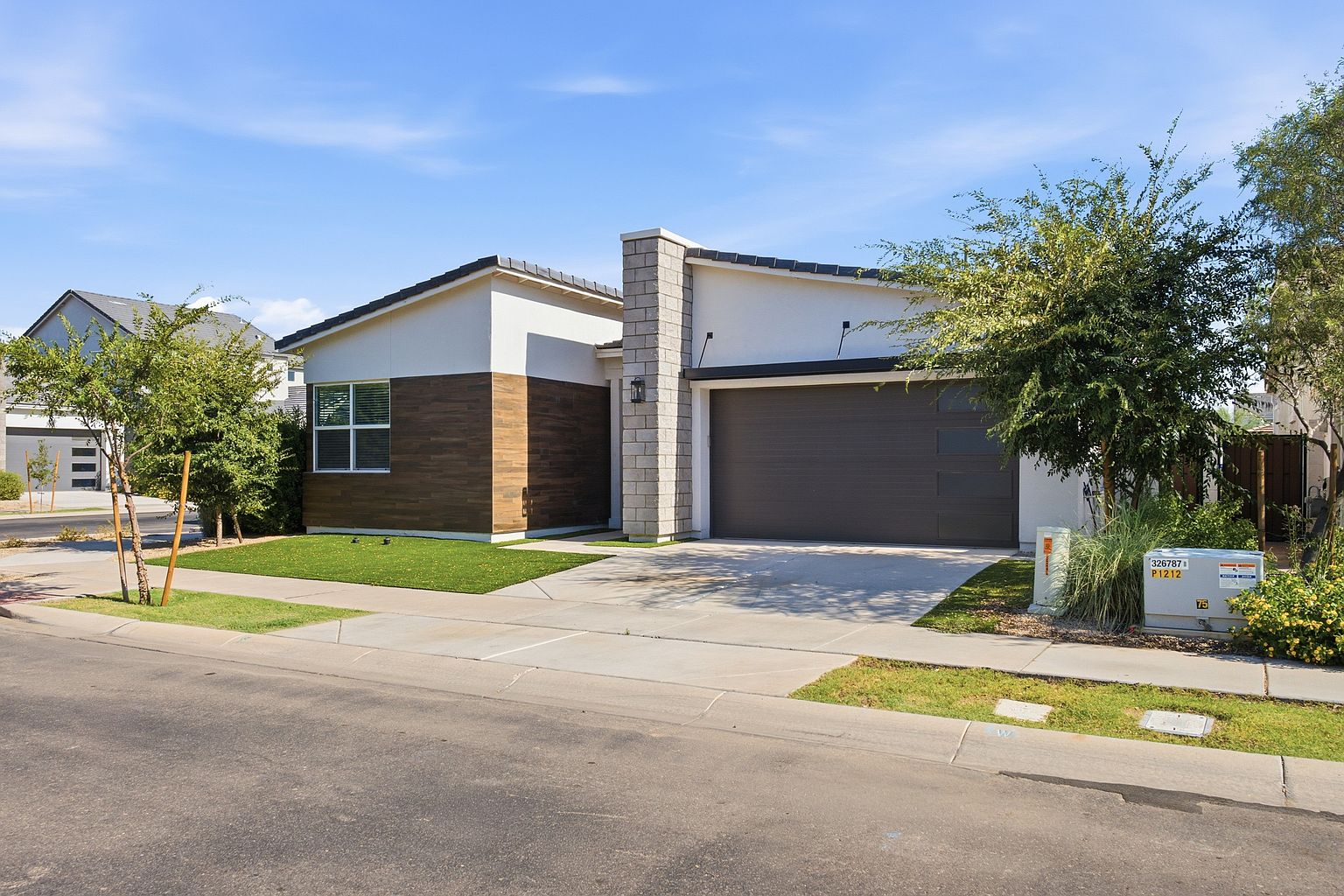 10051 E Talon Ave Mesa, AZ 85212 photo 4