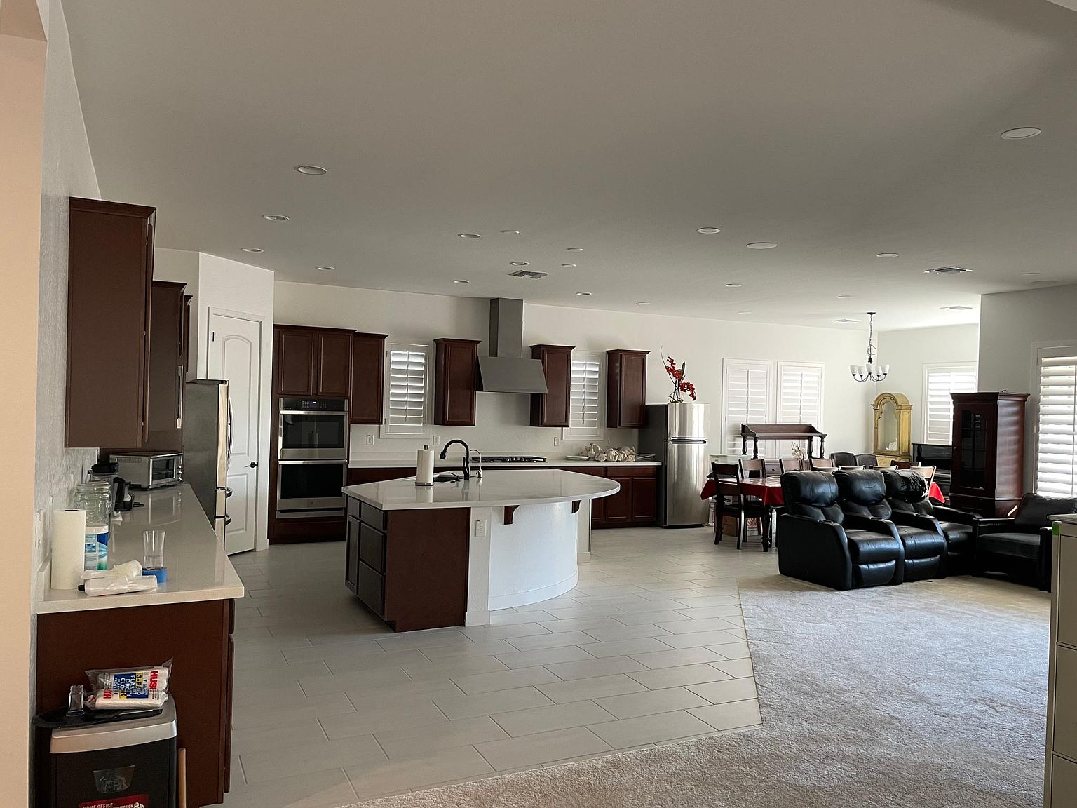 1549 E San Carlos Way photo 3