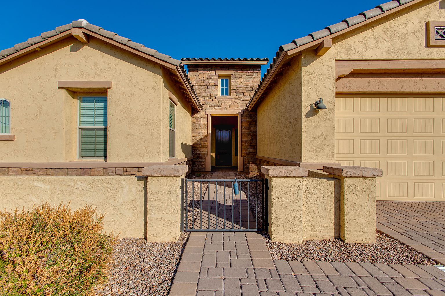 18888 E Apricot Ln Queen Creek, AZ 85142 photo 4
