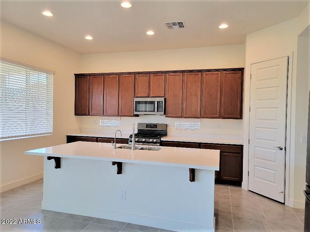 19133 E Alfalfa Dr photo 3