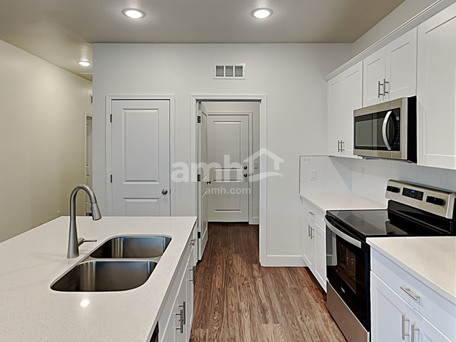 21481 S 231st St Queen Creek, AZ 85142 photo 3