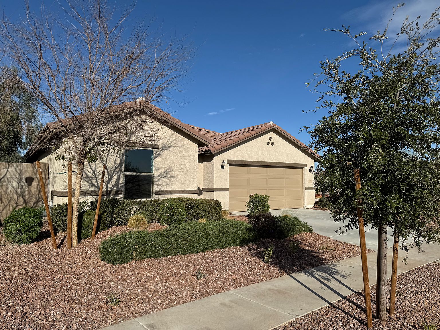 17580 W Oberlin Way photo 2