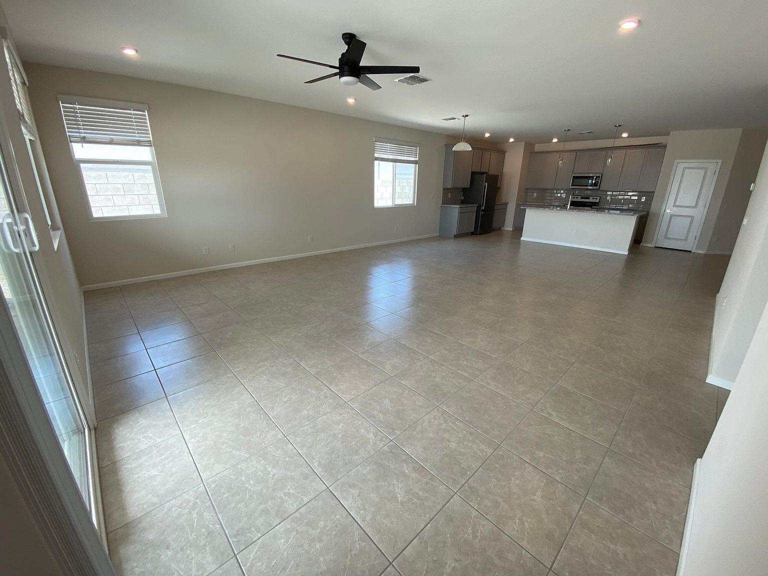 17832 W Daley Ln photo 5