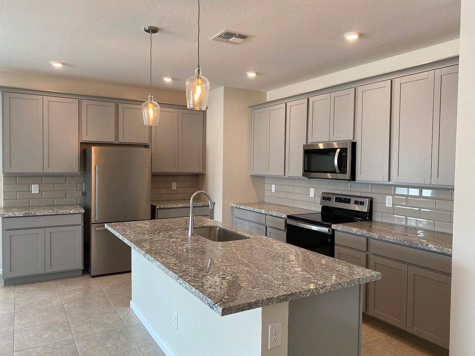 17832 W Daley Ln photo 3