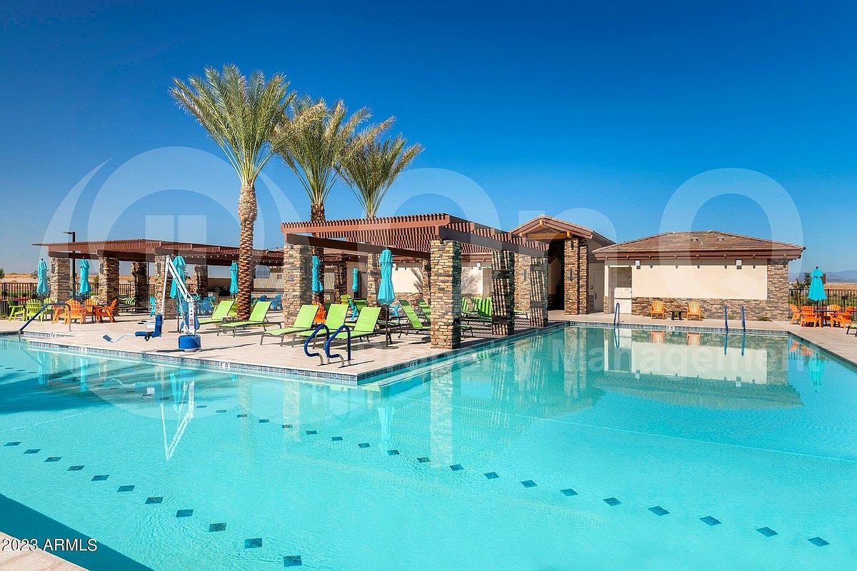 17161 W Artemisa Ave Surprise, AZ 85387 photo 3