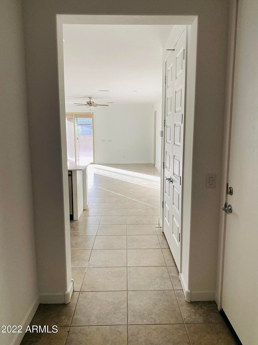24530 N 164th Dr Surprise, AZ 85387 photo 3