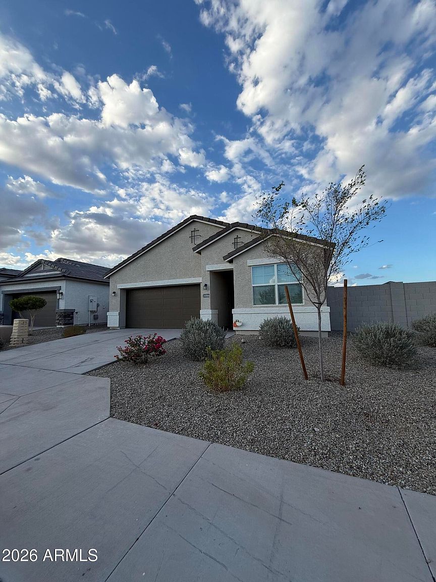 24066 W Flores Dr Buckeye, AZ 85326 photo 3