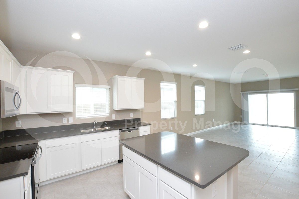 24204 W Verlea Dr Buckeye, AZ 85326 photo 4