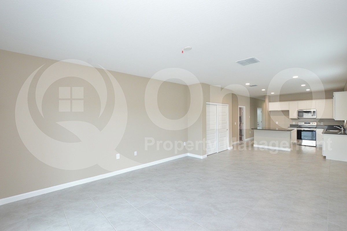 24204 W Verlea Dr Buckeye, AZ 85326 photo 5