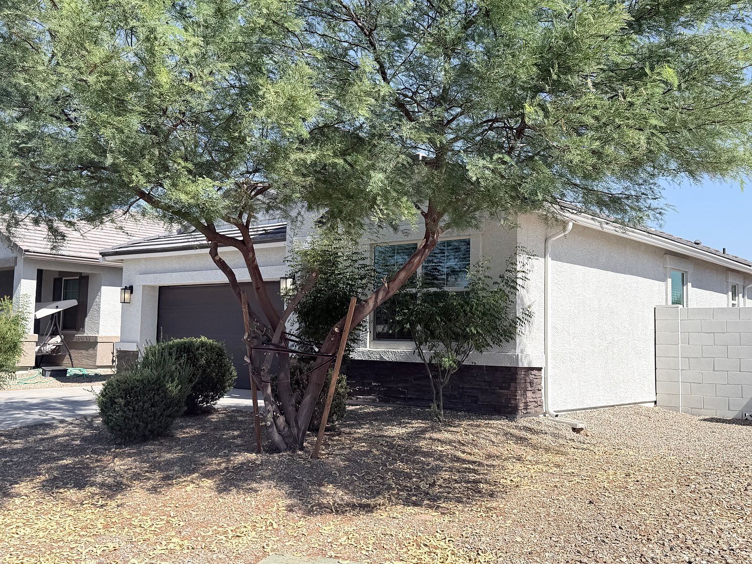 24170 W Flores Dr photo 3