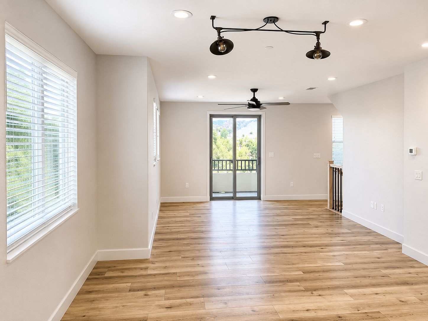 129 Laurel Knoll Drive - Lot 8 Rentals photo 5