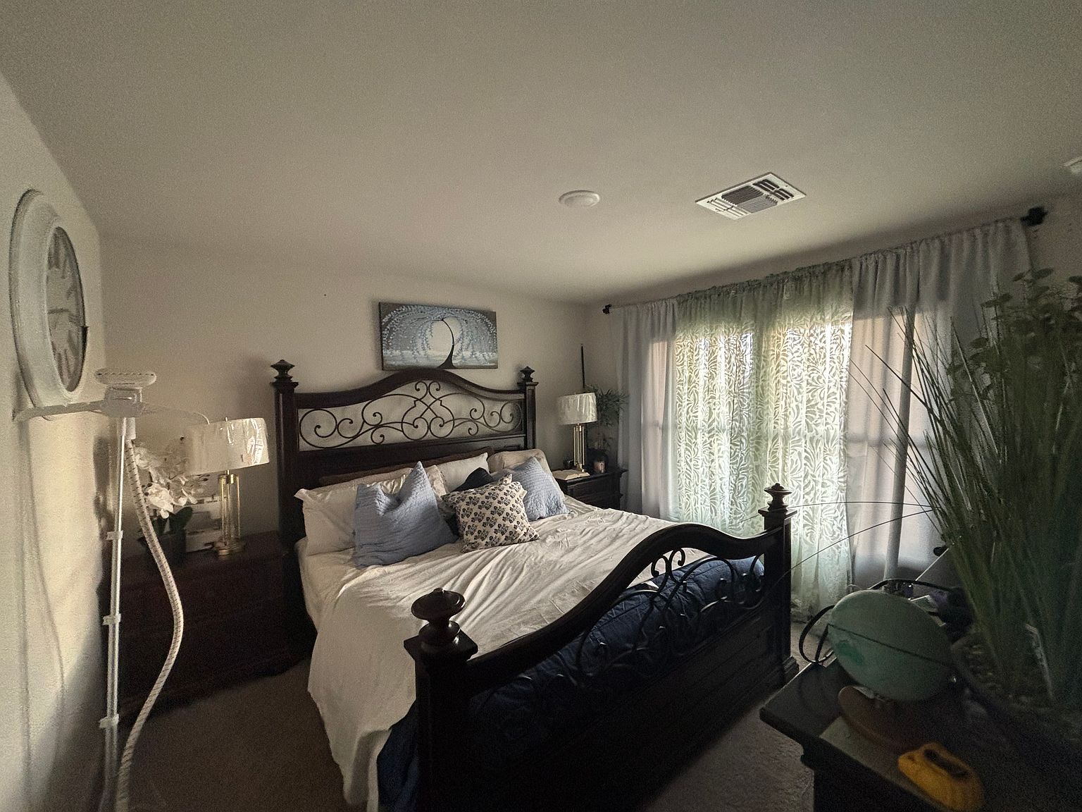 470 Reizen Dr photo 3