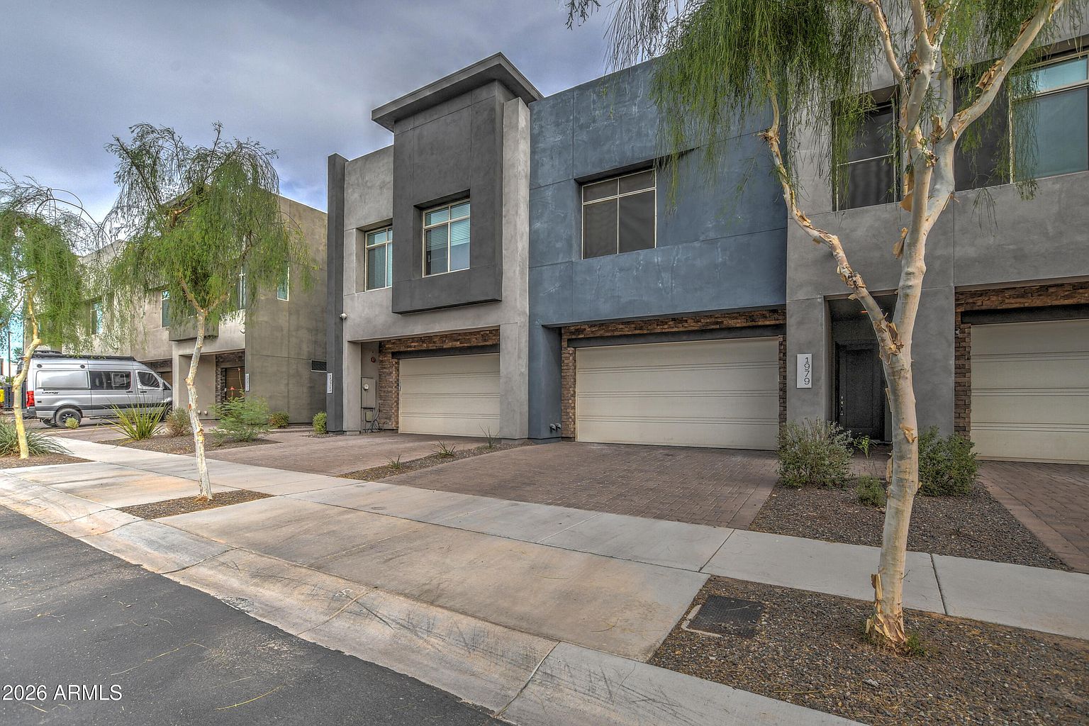 1979 W Desert Hollow Dr photo 2