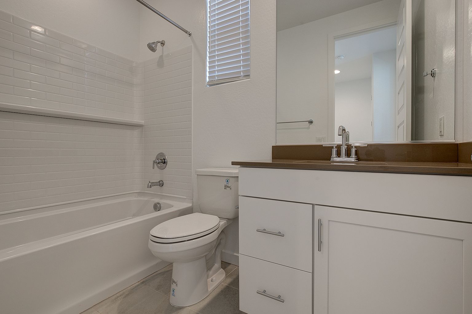 17050 W Artemisa Ave Surprise, AZ 85387 photo 4