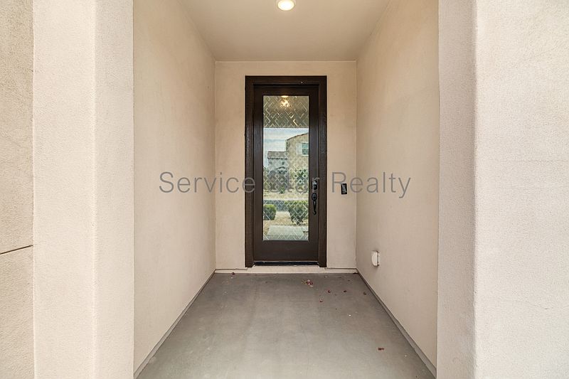 4238 Nora Dr San Tan Valley, AZ 85144 photo 3