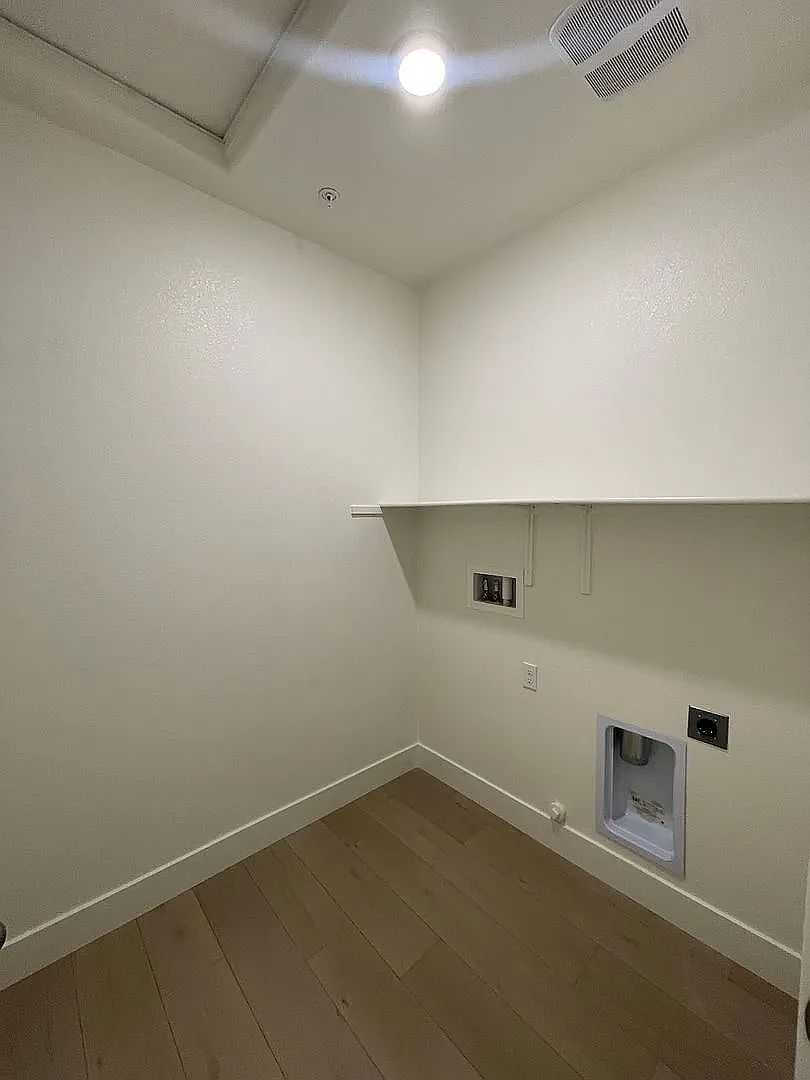 3176 Balance Cir photo 4