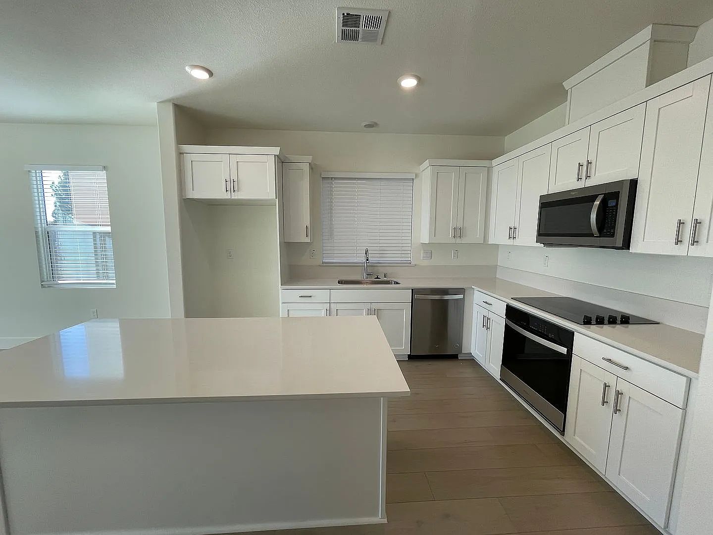 3176 Balance Cir photo 3