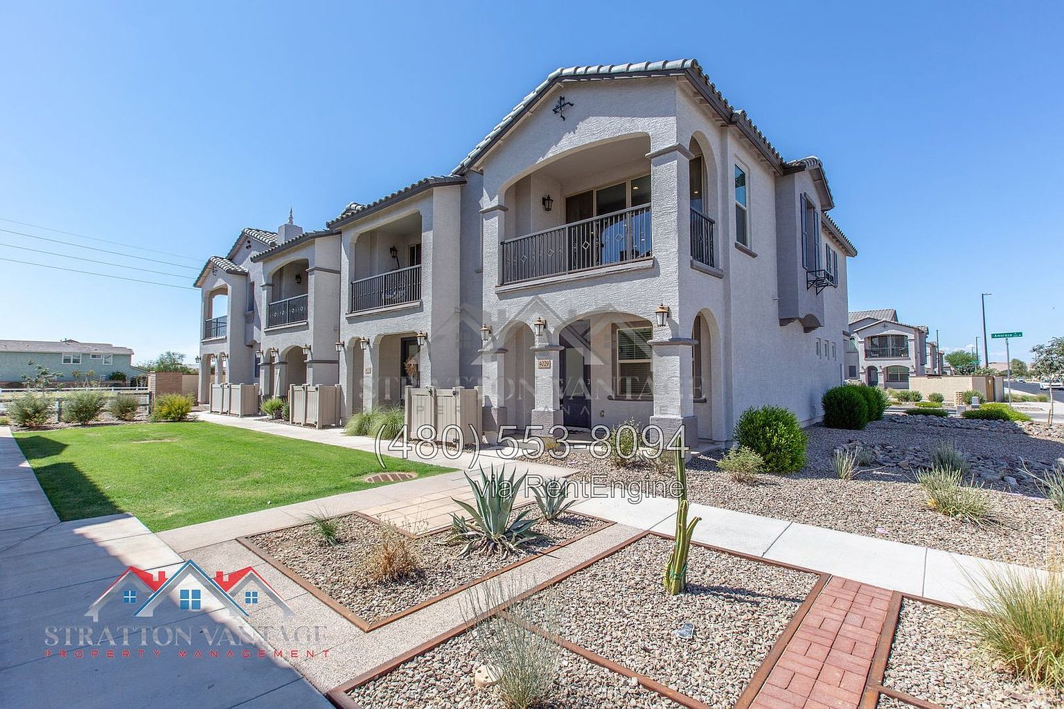 4029 E Amoroso Dr photo 2