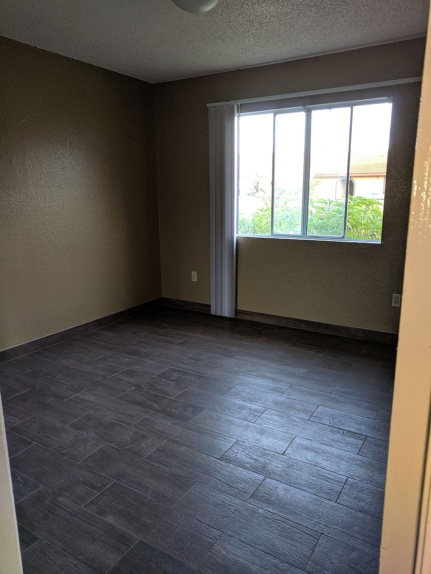 820 N Santa Fe Ave photo 5