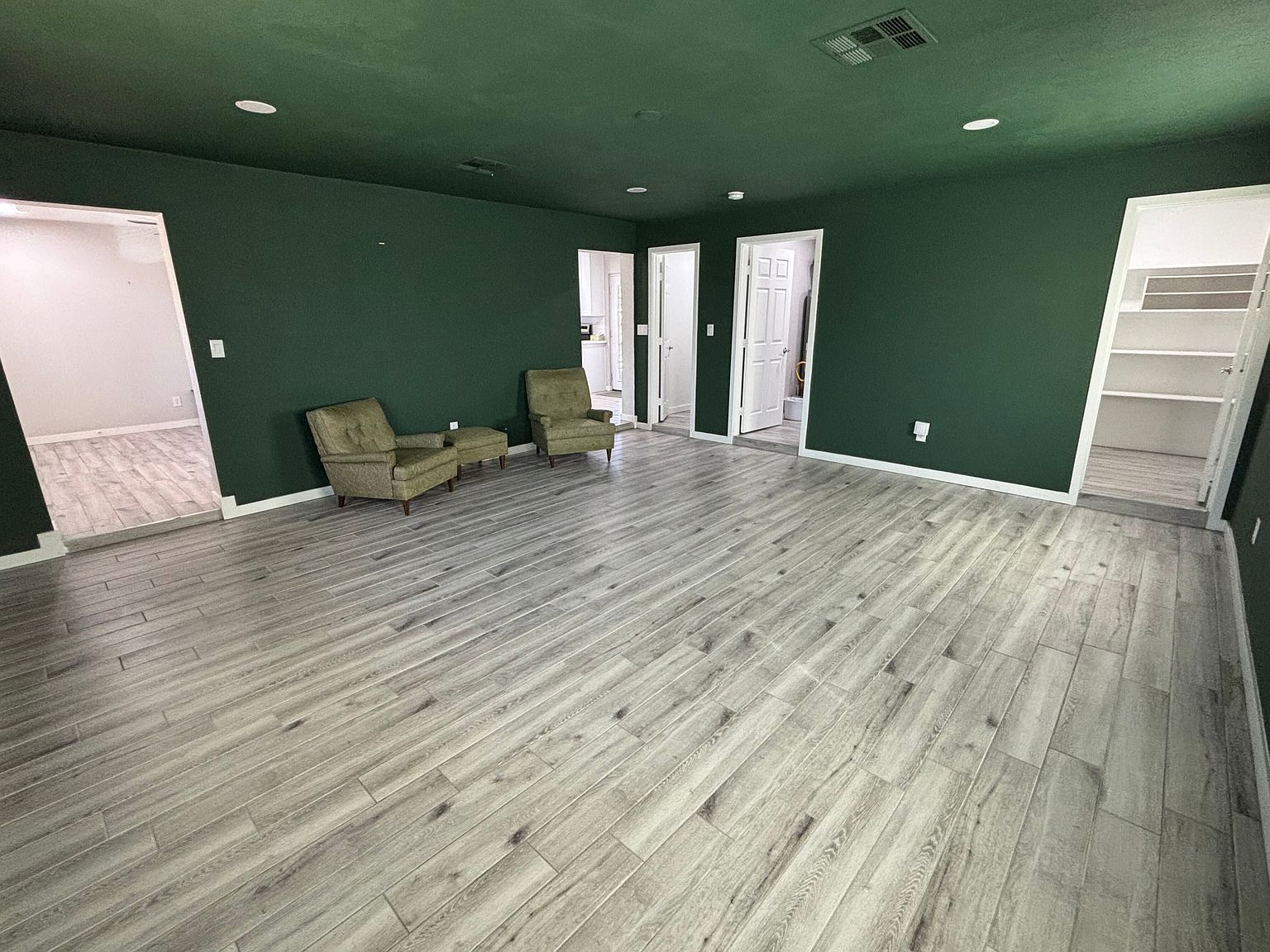 534 E Papago Dr photo 4