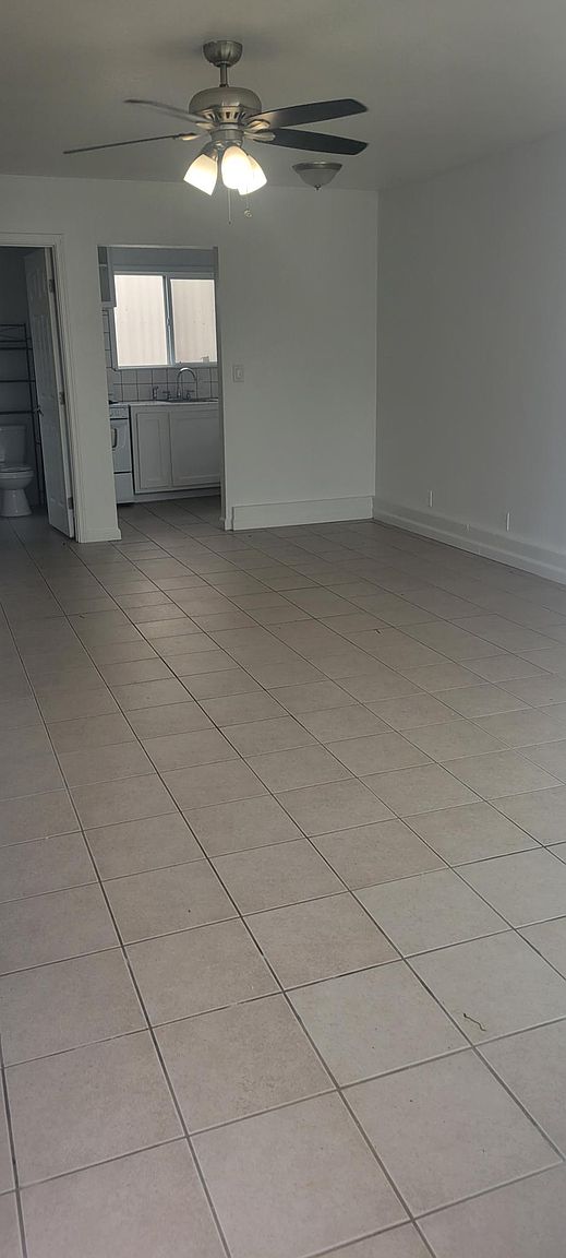 15 3rd Ave #1/2 photo 4