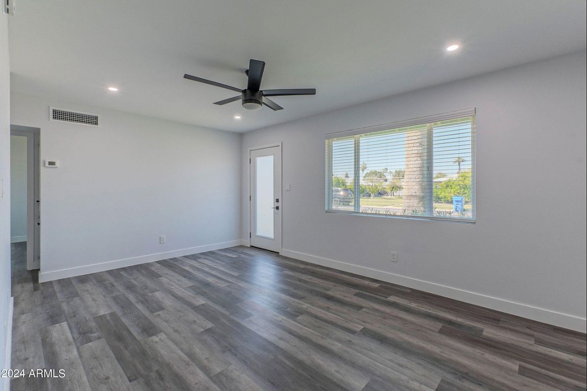 6215 North 14th Street, Phoenix, AZ 85014 photo 3