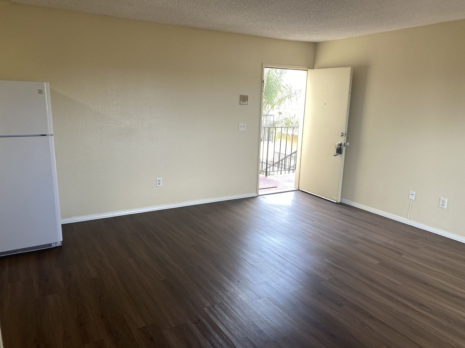 3691 National Ave photo 3