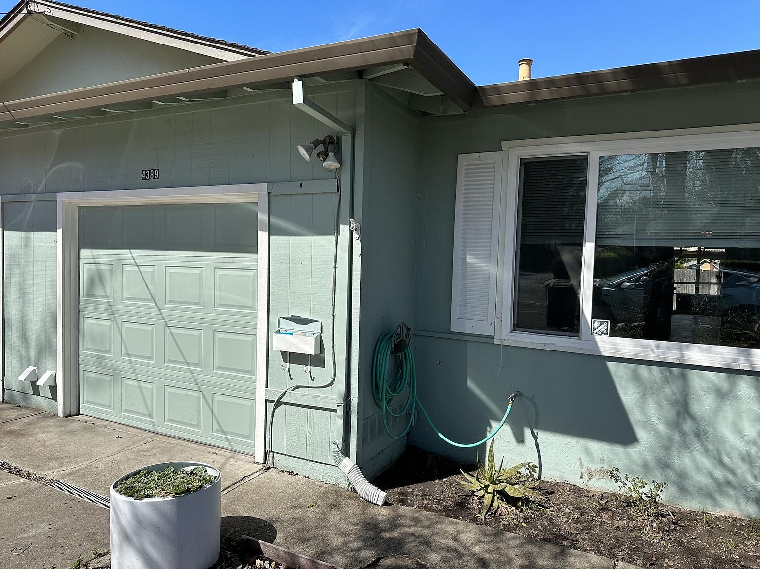 4389 Hoen Ave photo 3