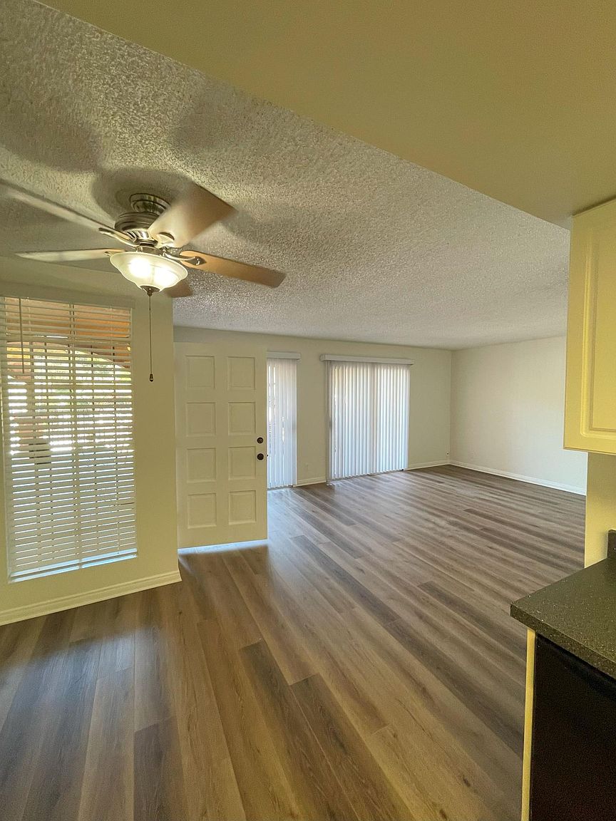 5707 Santa Fe St photo 5