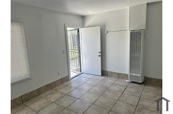 5106 Bancroft Ave photo 5